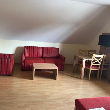 Apartamento Laupus-Hof Bad Vilbel Exterior foto