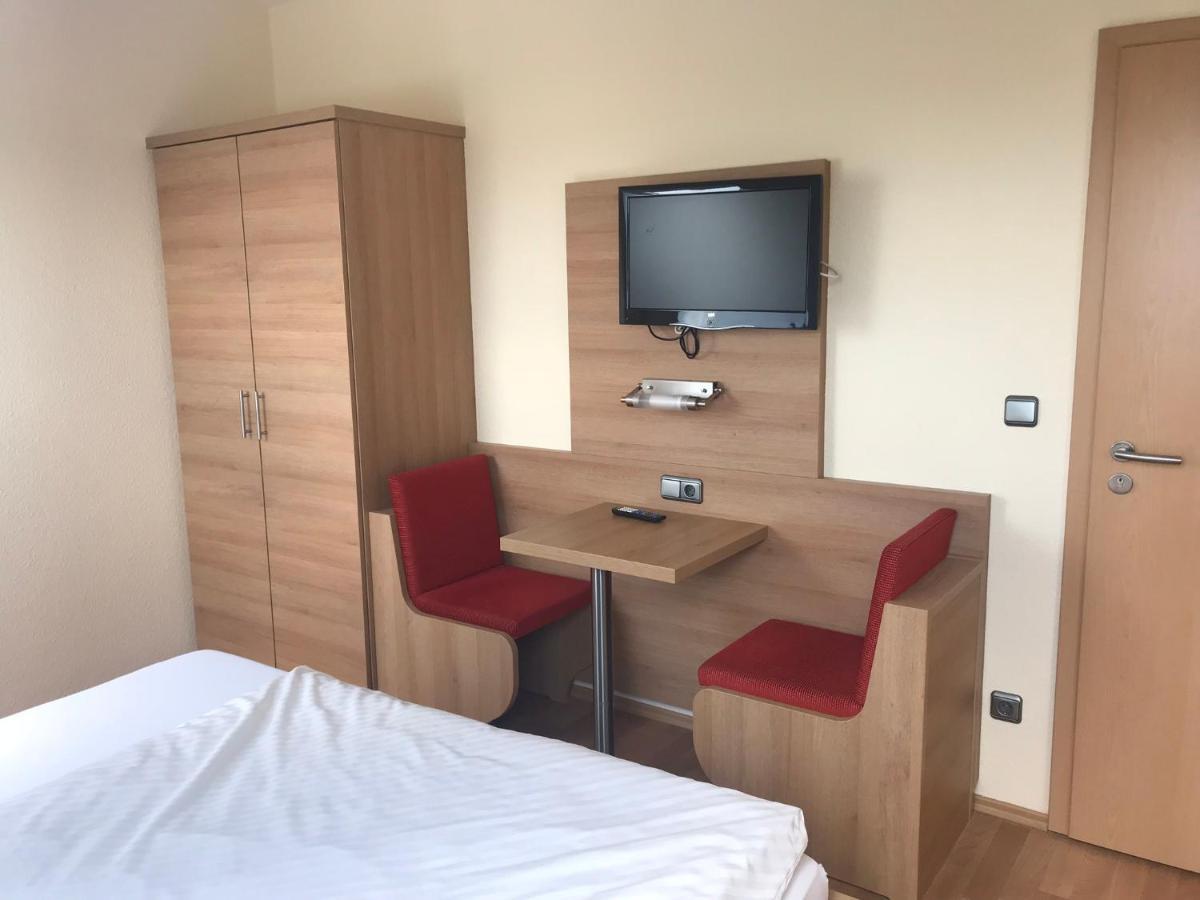 Apartamento Laupus-Hof Bad Vilbel Exterior foto