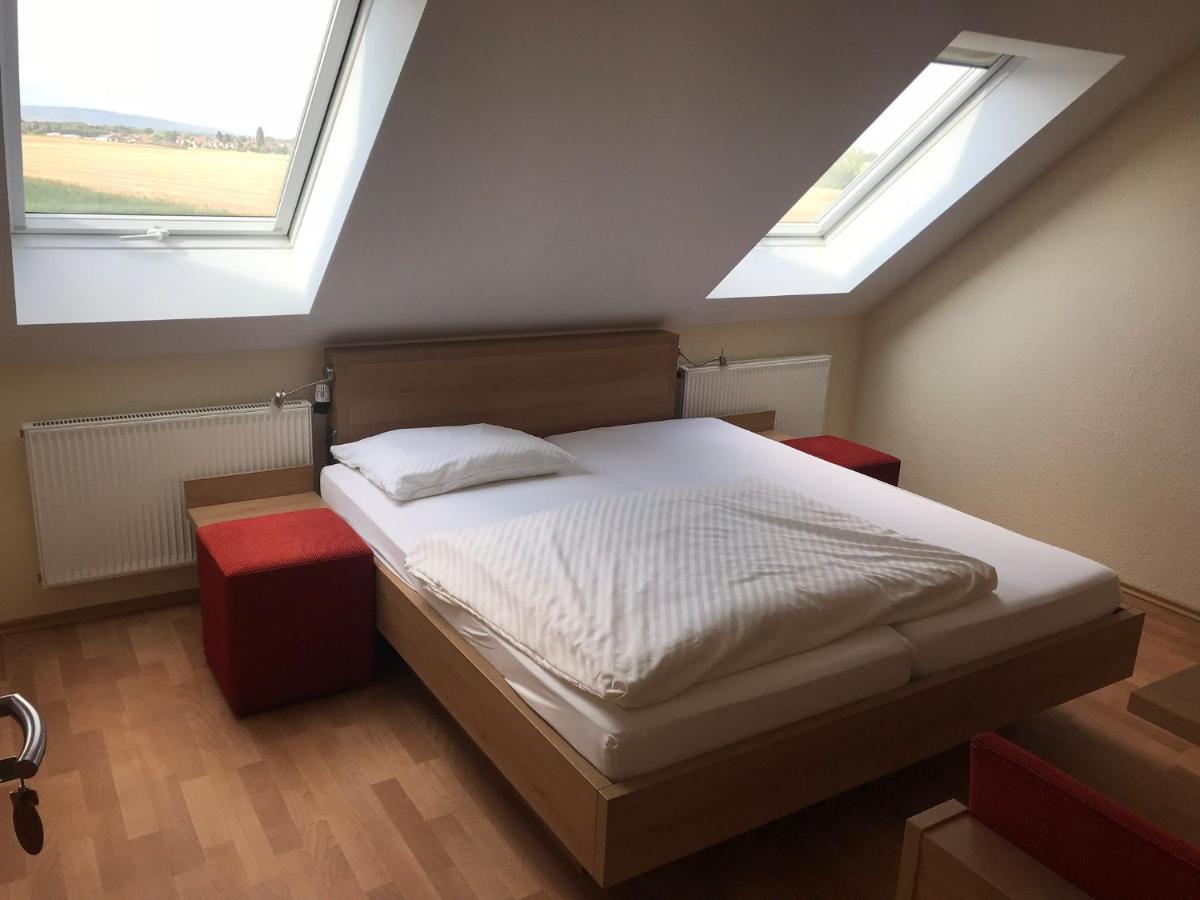 Apartamento Laupus-Hof Bad Vilbel Exterior foto