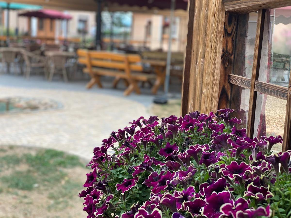 Apartamento Laupus-Hof Bad Vilbel Exterior foto